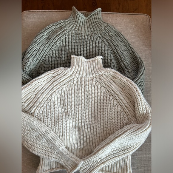 Chunky knit sweater combo - Picture 2 of 7